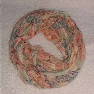 INFINITY SCARF